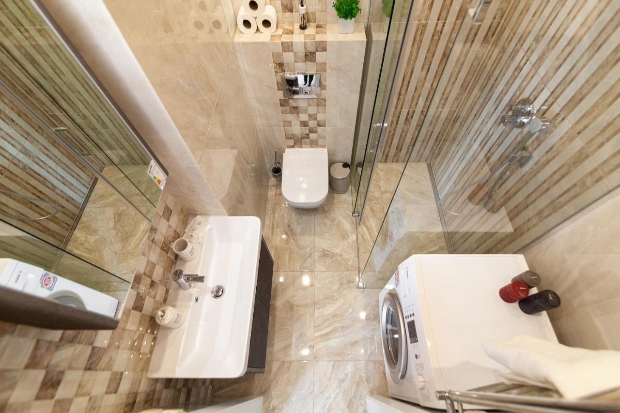 Regrand Apartment On Kulisha 47A Λβιβ Εξωτερικό φωτογραφία